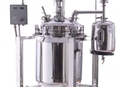 双层不锈钢反应釜实验室小型高温高压蒸馏真空反应器玉祥图2